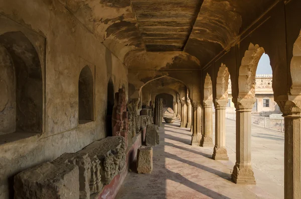 Arcade of Chand Baori Stepwell in Rajasthan — Stock Photo, Image