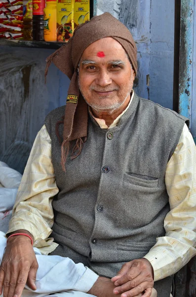 Jodhpur, India - January 1, 2015: Unidentified Indian man in the — Stock Photo, Image