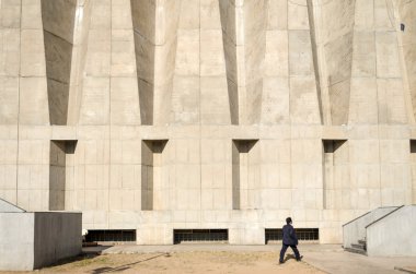 Tagore Memorial Hall yükselmesine 