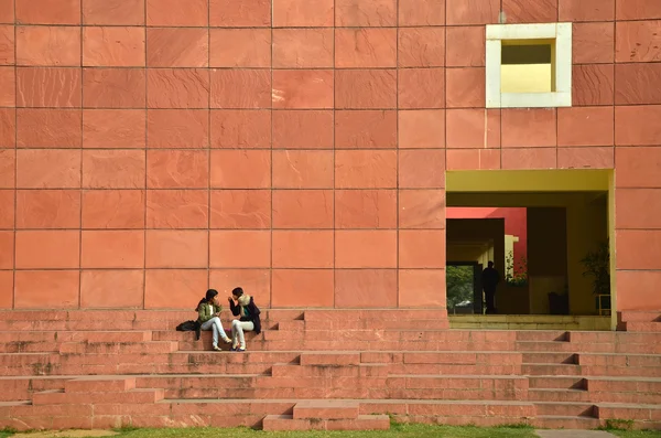 斋浦尔、 印度-2014 年 1 月 31 日: 印度人参观尔尼卡拉肯德拉 — 图库照片