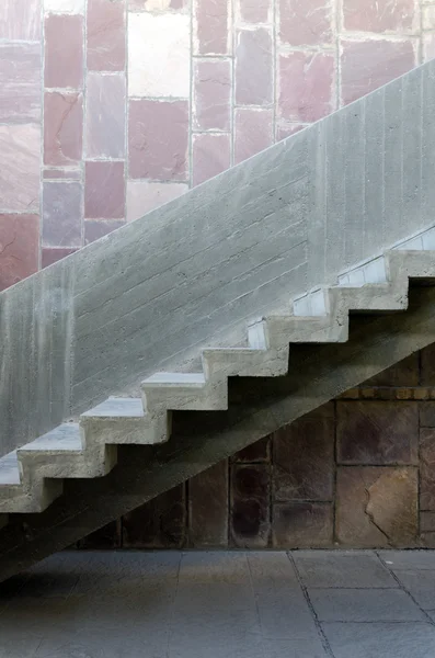 Escalera interior de hormigón —  Fotos de Stock