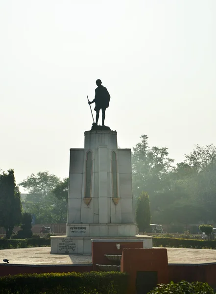 Jaipur Merkezi Mahatma Gahdhi heykeli — Stok fotoğraf