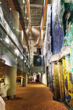 Mumbai, Hindistan - 25 Aralık 2014: Turist nda Shivaji Uluslararası Havalimanı.