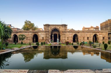 sidi saiyad mescit ahmedabad yakınındaki antik Camii