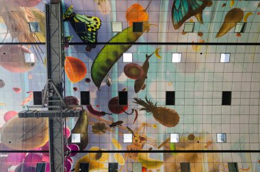 Yeni sanatsal Markthal Rotterdam tavan