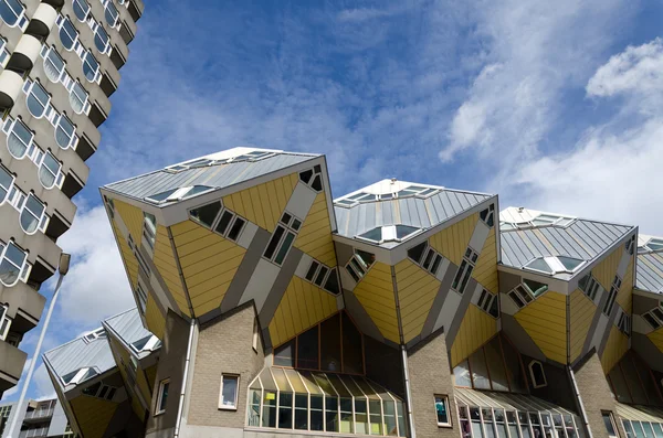 Cube Houses, det ikoniske midt i Rotterdam – stockfoto