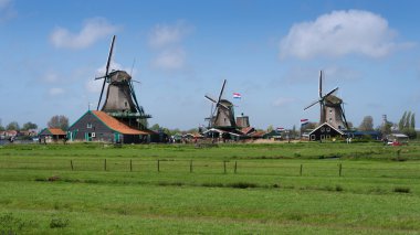 Zaanse Schans'a Rüzgar değirmenleri