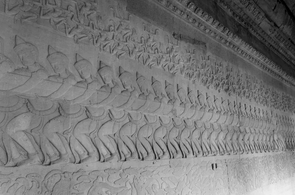 Antike Khmer Bas Relief-Schnitzerei, Tempel Angkor Wat — Stockfoto