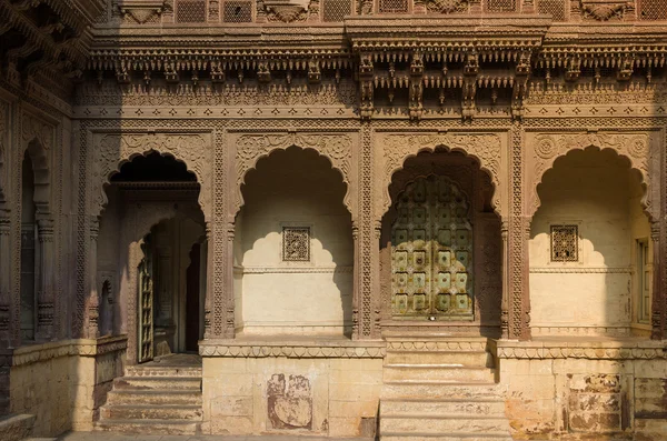 Архитектура крепости Мехерангарх в Джодхпуре — стоковое фото