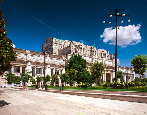 Milano Merkez Tren İstasyonu