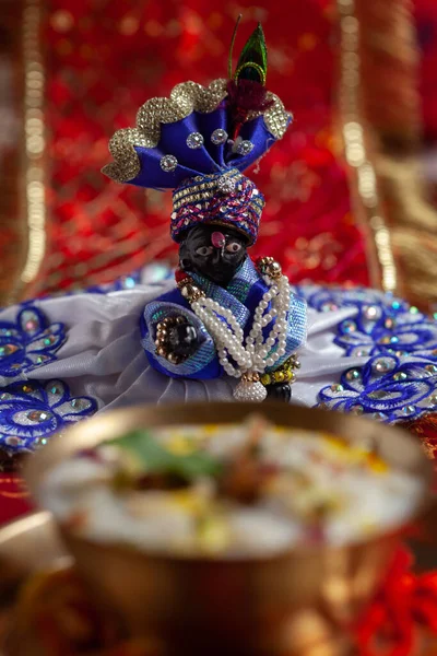 Közelkép Indiai Otthoni Tamponról Krishna Janmashtami Születésnapi Ünnepségén Puja Thali — Stock Fotó