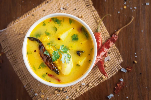 Close Healthy Curry Yogurt Potato Dahi Aloo Aaloo Indian Classical — Stock Photo, Image
