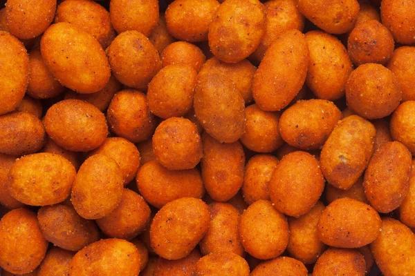 Çerçeveli duvar kağıdında Çıtır Fıstık, besan kaplı fıstıkla yapılmış. Hint baharatlı atıştırmalıkları (Namkeen), Top view.