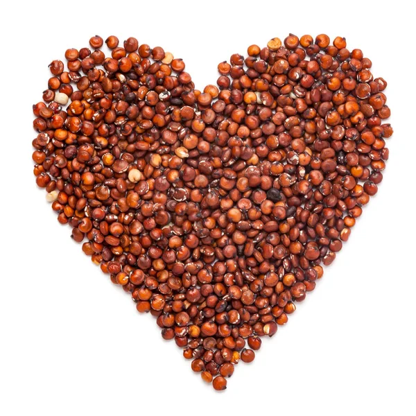 Semilla Quinua Roja Orgánica Chenopodium Quinoa Forma Corazón Aislado Sobre — Foto de Stock