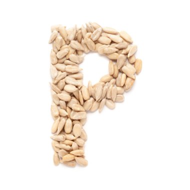 Protein için P şeklinde organik ayçiçeği tohumu (Helianthus annuus). Beyaz Arka plan 'da izole edilmiş. Mikro Kapanış, Üst Görünüm.