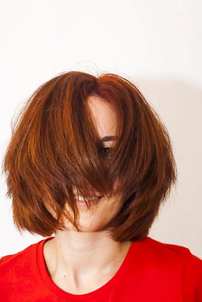 Retrato de una hermosa joven — Foto de Stock