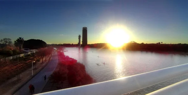 Panoramatické fotografie řeky Guadalquivir. — Stock fotografie
