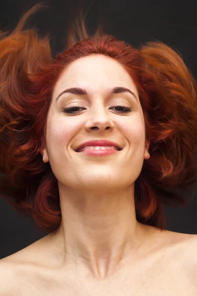 Beautiful  Haired Woman Shaking Her Hair — Stock Photo, Image