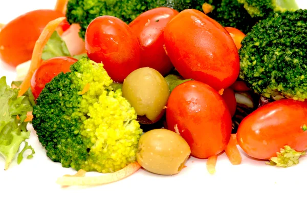 Grupo de verduras saludables para ensalada sobre fondo blanco — Foto de Stock