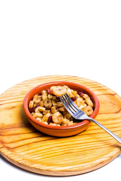 Tasty Prawns Garlic Cayenne Ceramic Bowl Wooden Tray — Stock Photo, Image