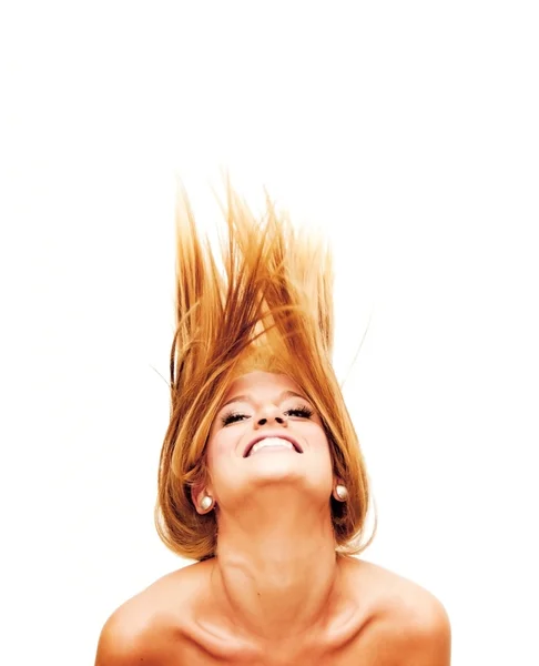 Όμορφη ξανθιά γυναίκα Κουνώντας τα μαλλιά — Φωτογραφία Αρχείου