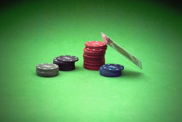 Cards and gambling chips — Stock Photo, Image