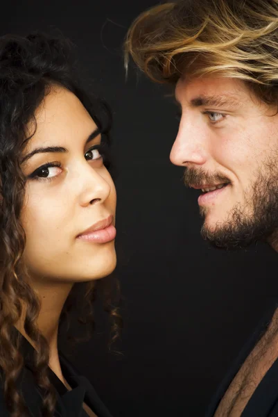 Hermoso retrato de una pareja amorosa —  Fotos de Stock