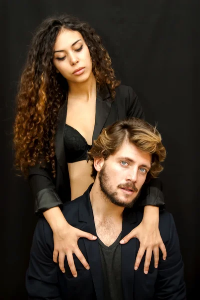 Hermoso retrato de una pareja amorosa — Foto de Stock