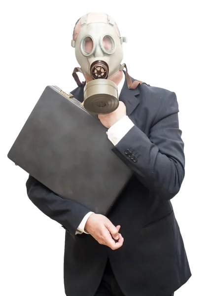 Geschäftsmann mit Gasmaske und Aktentasche — Stockfoto