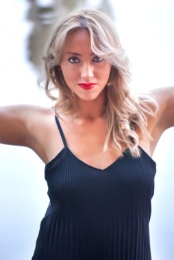 Parktaki Güzel Kadın