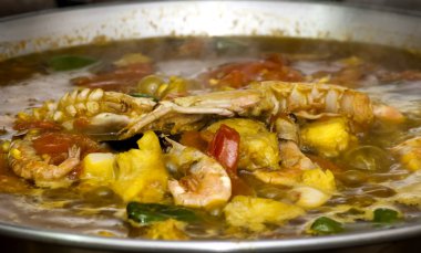 Deniz ürünleri yemek pilav