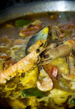 Deniz ürünleri yemek pilav