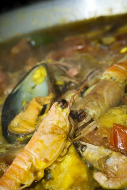 Deniz ürünleri yemek pilav