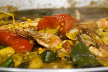 Deniz ürünleri yemek pilav