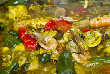 Deniz ürünleri yemek pilav