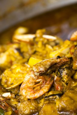 Deniz ürünleri yemek pilav