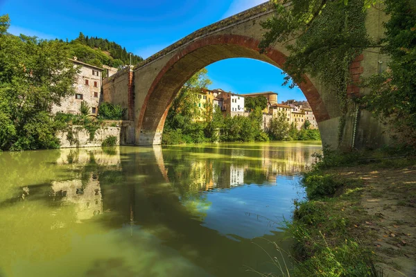 Ponte Della Concordia Diocleziano Metauro 지르는 Fossombrone Province Pesaro Urbino — 스톡 사진