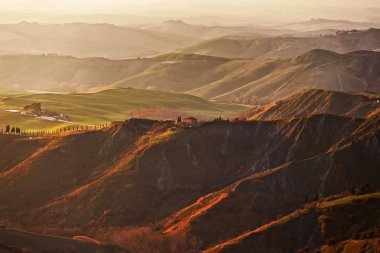 Toskana, Volterra Le Balze kırsal manzara. İtalya