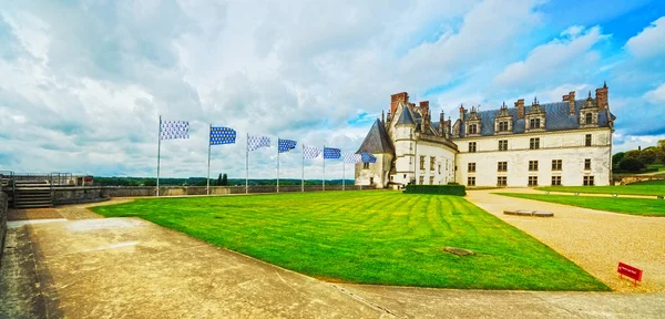 Chateau de Амбуаз середньовічний замок, Леонардо да Вінчі гробниці. Луар — стокове фото