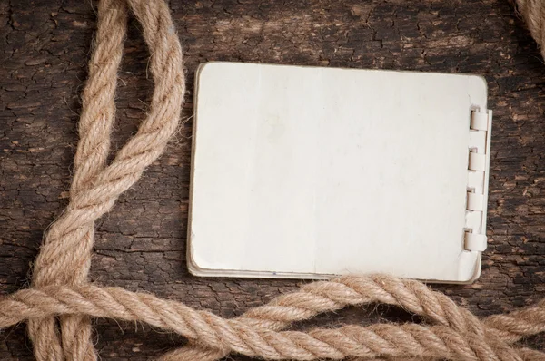 Paper and rope — Stock Photo, Image