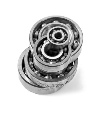 yataklar beyaz zemin üzerine