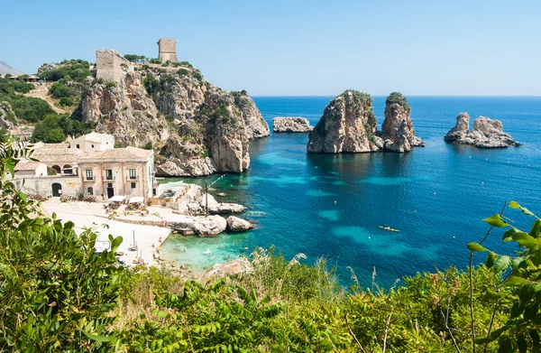 Faraglioni a tonnara v scopello, Sicílie — Stock fotografie