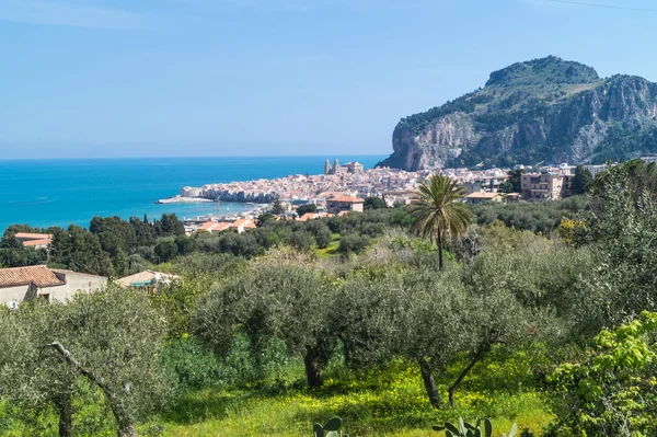 Blick auf Cefalu, Sizilien — Stockfoto