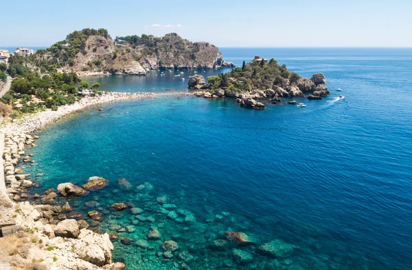 Panoramablick auf isola bella, taormina — Stockfoto