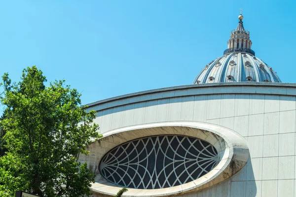 St. peters koepel in Vaticaan, rome — Stockfoto