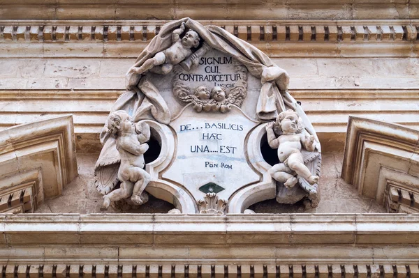 Barnänglar i Santa Maria Maggiore-kyrkan i Ispica, Ragusa — Stockfoto