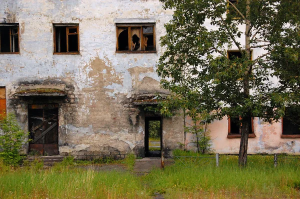 Verlassenes Gebäude Eingang Outback von Russland — Stockfoto