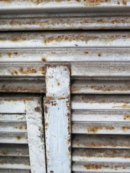 旧金属门的背景 — 图库照片