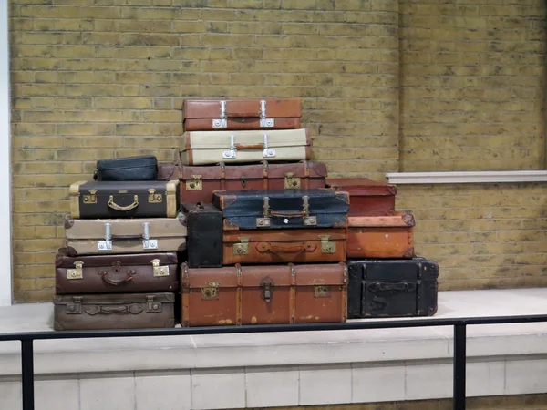 Oude vintage koffers en Bagage — Stockfoto