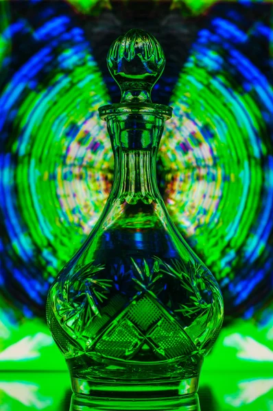 发光的水晶酒瓶 免版税图库图片